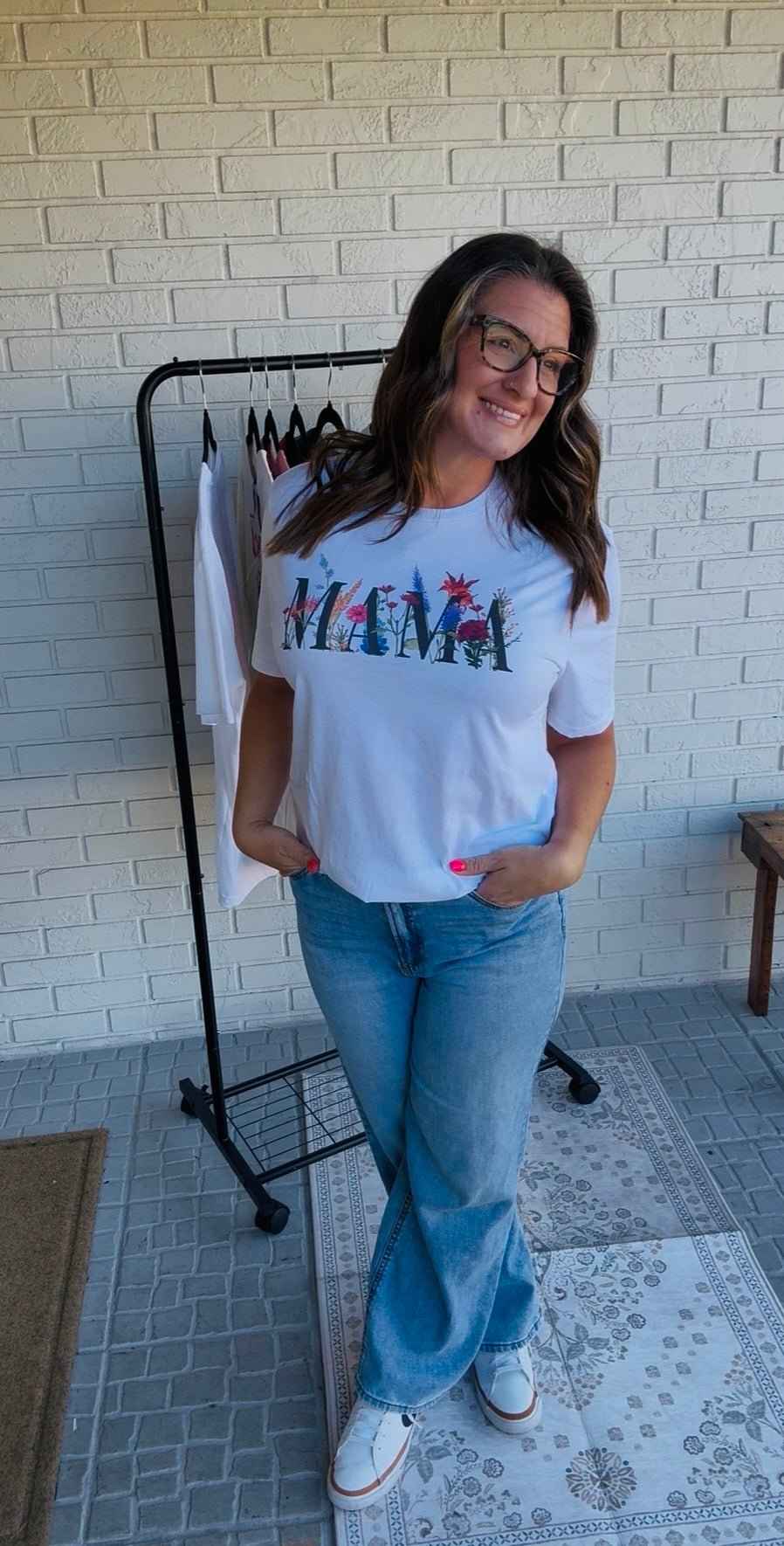 The Mama Tee | Everyday Graphic Tee